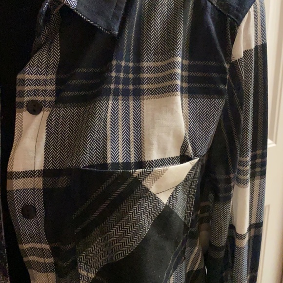 Eclipse Plaid Button Up - Picture 3 of 3